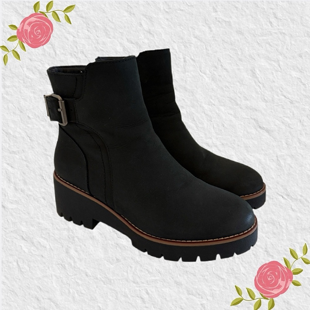 Blondo Ankle Boots with Buckle Waterproof